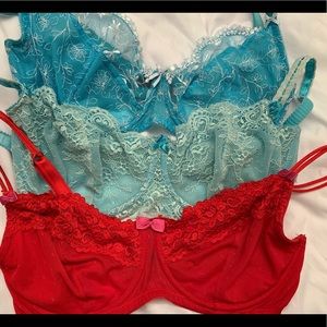 Lot of 3 DD/DDD bras